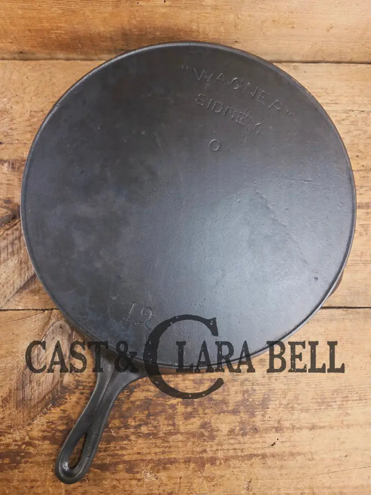 HUGE Early 1900’s Wagner ’Arc Straight’ logo #12 Cast Iron Skillet. Great daily user! Skillet