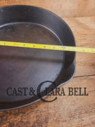 HUGE Early 1900’s Wagner ’Arc Straight’ logo #12 Cast Iron Skillet. Great daily user! Skillet