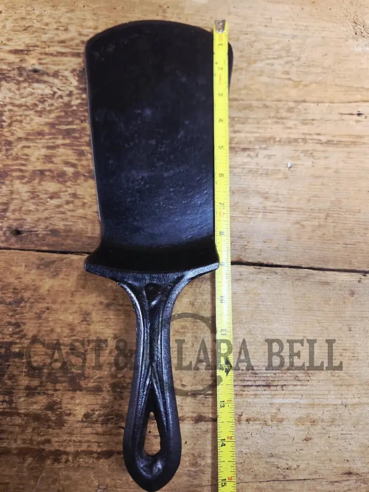 HUGE! Repurposed Late 1800’s! Fancy Handled #9 Cast Iron Skillet with Raised W and Gatemark. One of a kind! SC24