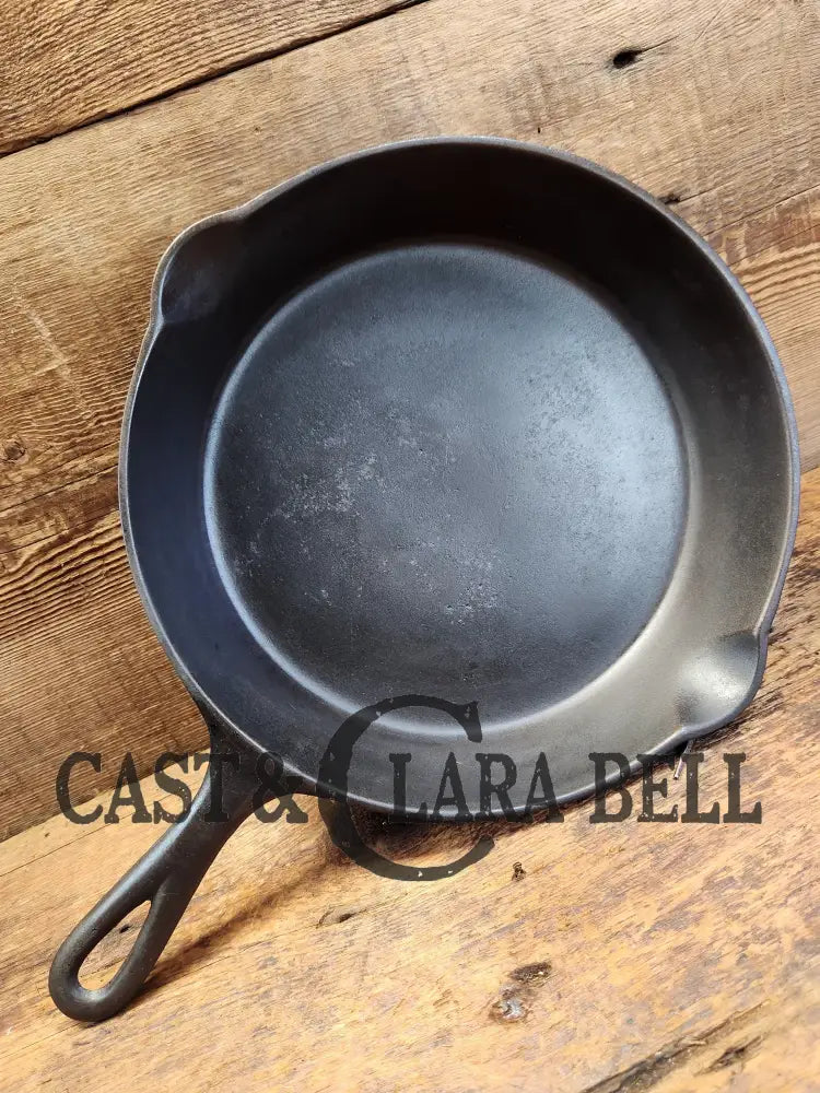 I Love This Skillet! Classic 1920’S Lodge Raised #7 Heat Ring Single Notch. Skillet