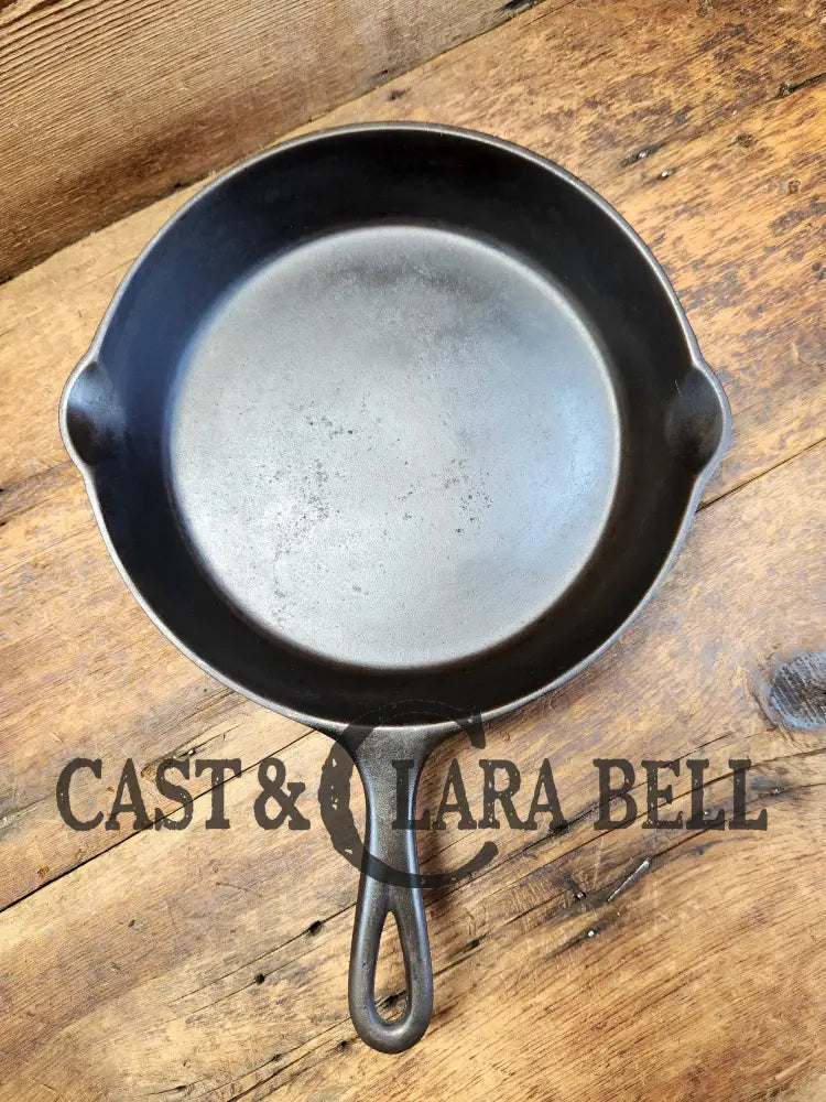 I Love This Skillet! Classic 1920’S Lodge Raised #7 Heat Ring Single Notch. Skillet