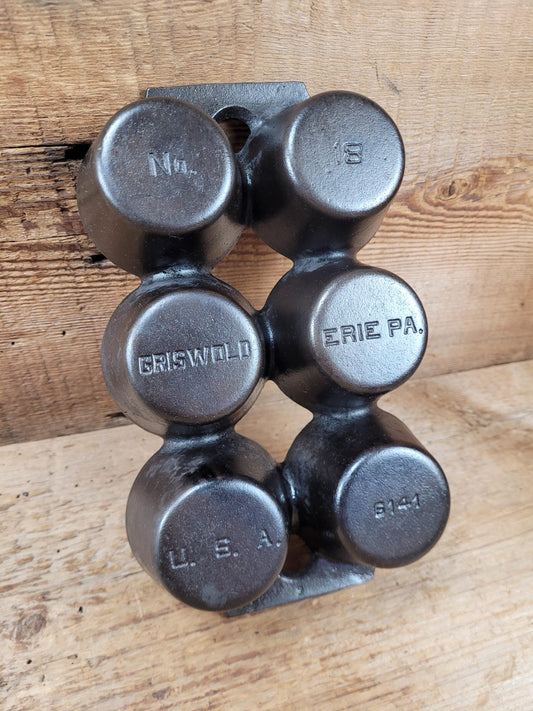 Beautiful 1920's Griswold 6 Cup Muffin/Popover Pan, 6141, Variation 5, Rarity 3. Amazing gift