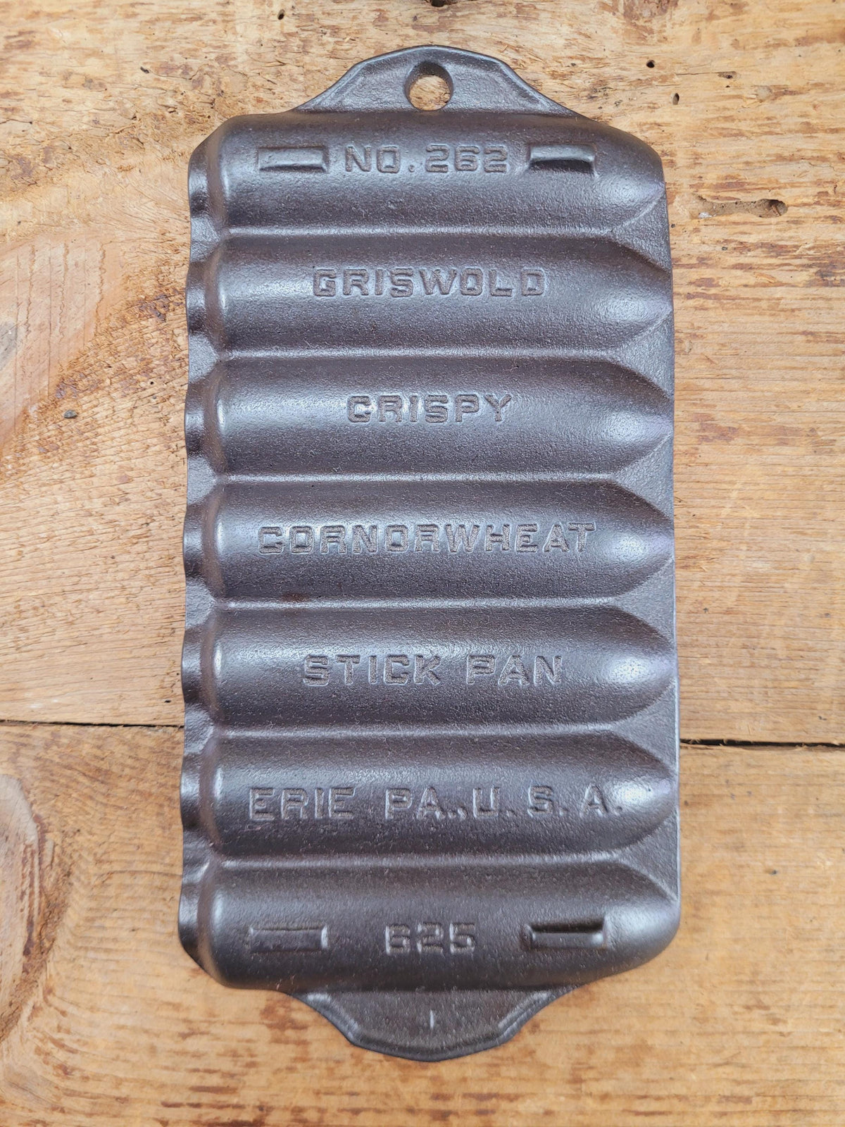 Awesome Gift! Toy Griswold No. 262 Cast Iron Crispy Corn Or Wheat Stick Pan 7 Cup. Great For