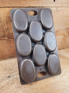 Wow! 1900’s Bridge Beach & Company #2 oval style gem pan. Priced to sell for small crack perfect for baking still after