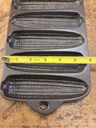 GREAT gift idea! 1950’s Wagner Ware Corn Pone gem pan. Makes wonderful bread sticks & cornbread! SC24 Bakeware