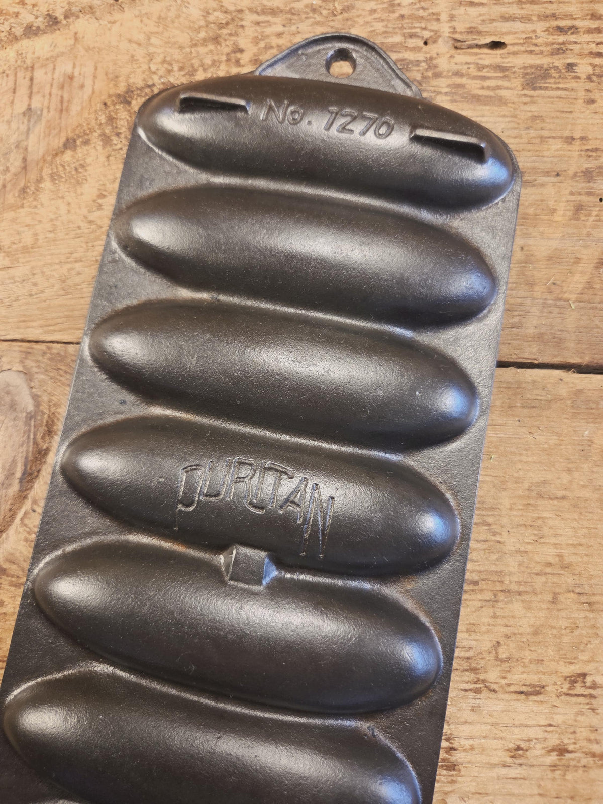 HTF 1930’s Griswold made Puritan # 1270 Wheat Stick Pan p/n 1513. Made for Sears & Roebuck department stores. Restored