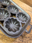 Great gift! Pre 1900’s Unmarked Antique Gate-Marked #10 Turks Head Pan 6 Cup