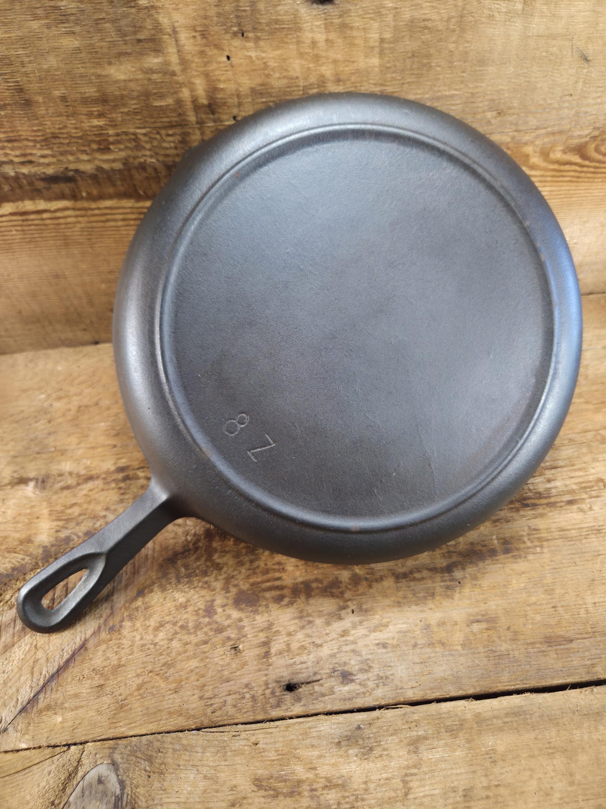 The Classic 8! 1940’s early Birmingham Stove & Range Red Mountain Series #8 Skillet 8Z Skillet