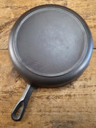 The Classic 8! 1940’s early Birmingham Stove & Range Red Mountain Series #8 Skillet 8Z Skillet