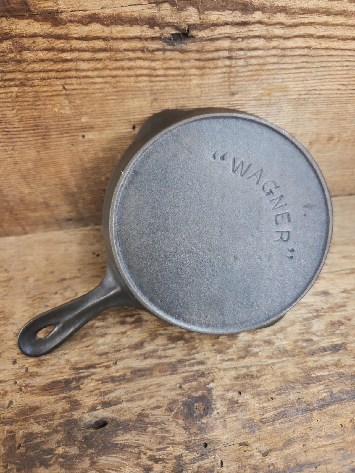 Collectible Toy Wagner No. Cast Iron Skillet. Great for display OR for your junior chef! SC24 Skillet