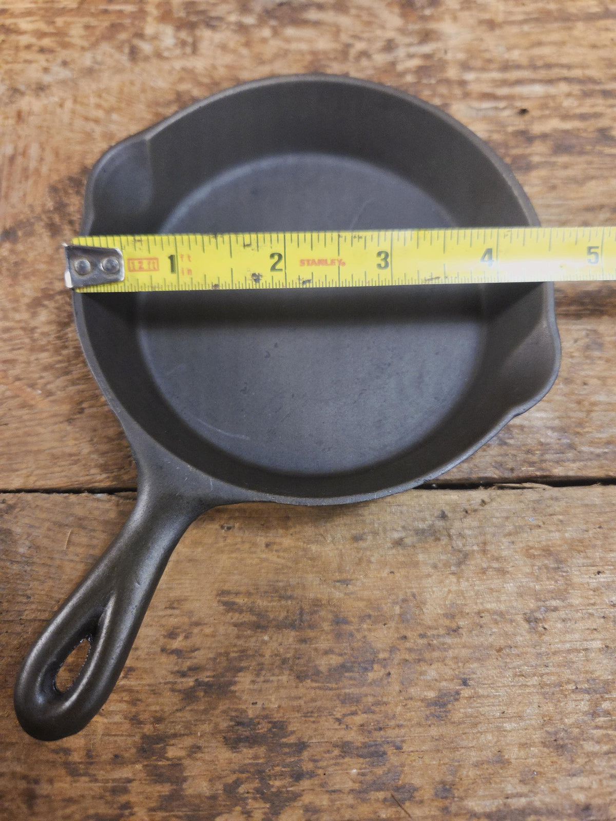 Collectible Toy Wagner No. Cast Iron Skillet. Great for display OR for your junior chef! SC24 Skillet