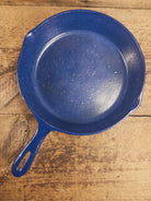 1930’s Wagner Unmarked #8 Cast Iron Sautee Skillet with blue speckled enamel! SC24 Skillet