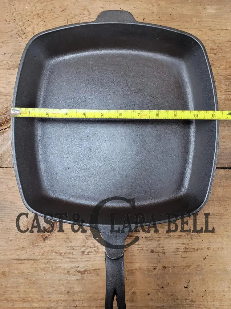 Large! 1930’S #9 Wagner Square Skillet 1219. Great Pan To Have In The Kitchen! Super Versatile