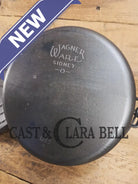 Large 1930’s Wagner Ware #9 Cast Iron Dutch Oven 1259 with Sawtooth lid! Unique pattern shift on lid Dutch Ovens