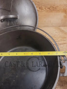 Large 1930’s Wagner Ware #9 Cast Iron Dutch Oven 1259 with Sawtooth lid! Unique pattern shift on lid Dutch Ovens