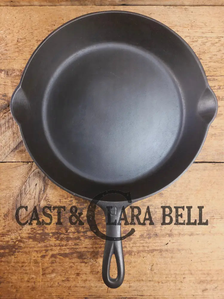 Larger Griswold #9 Cast Iron Skillet with Large Block Logo 710 F. Great protein or large saute skillet Skillet