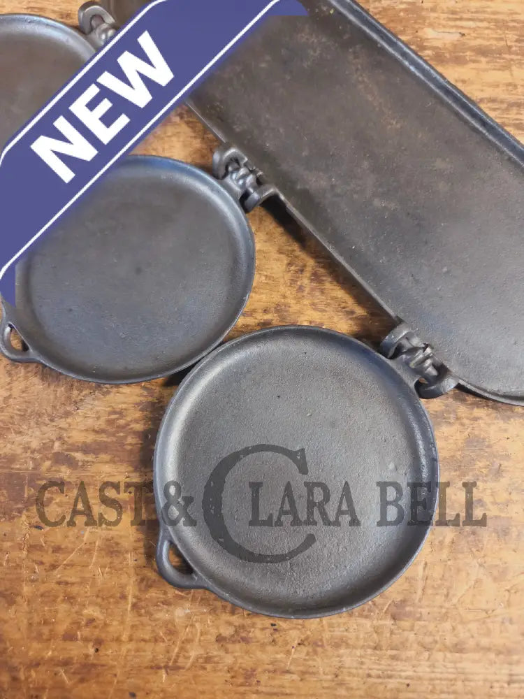 Late 1800’s 3-Section Pancake Flop Griddle by Schofield MFG. New York. Mint condition SC24 - Griddle