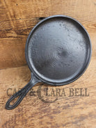 Late 1800’s Antique #6 Round ’Snack’ Griddle with Gate mark and Raised 6 P. Perfect size for one! Griddle