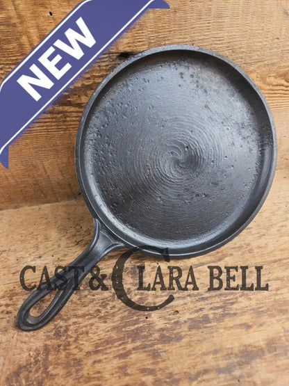 Late 1800’s Antique #6 Round ’Snack’ Griddle with Gate mark and Raised 6 P. Perfect size for one! Griddle
