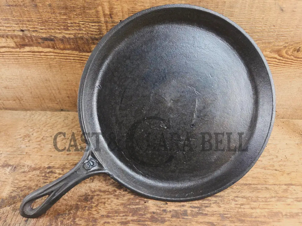 Late 1800’s Antique #8 Round Stove Eye Griddle with Gate mark and Raised 8 semi-fancy handle Griddle
