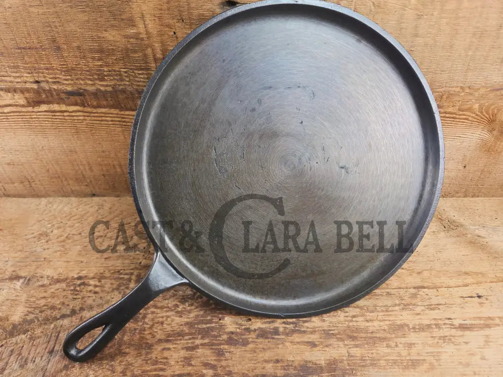 Late 1800’s Antique #9 Round Stove Eye Griddle with Gate mark and Raised 9 straight handle Griddle