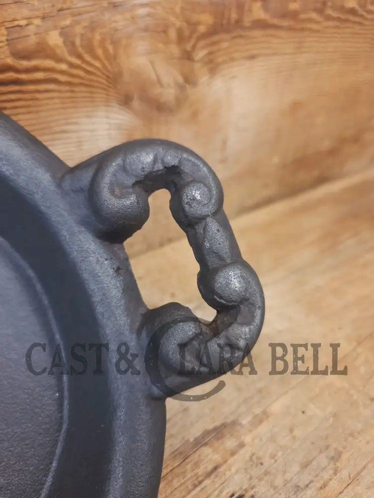 Late 1800’s Antique Gate-marked #8 Cast Iron Griddle/Sad Iron Heater. Ornate fancy handles awesome for cooking &