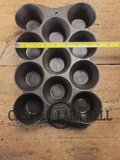 Late 1800’s hard to find Sheppard #10 Popover Gem Pan. Phila PA based foundry. Beautifully restored and ready to use!