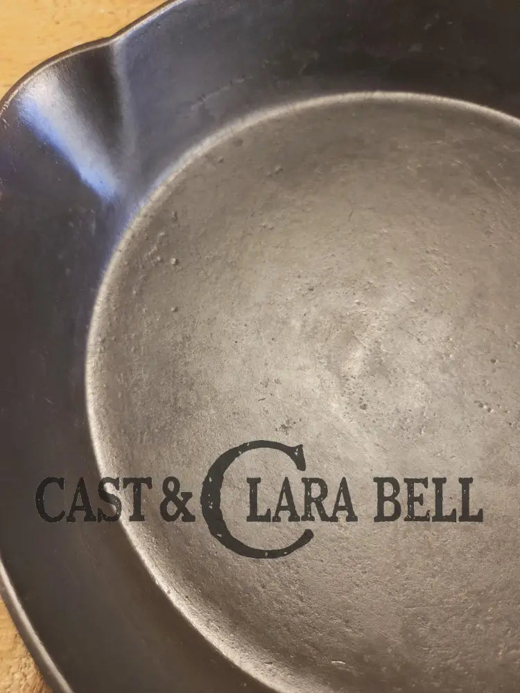 Late 1800’s HTF Marietta 9 inch Skillet with Gatemark & Marietta PA markings. Restored and Ready to Use! Skillet