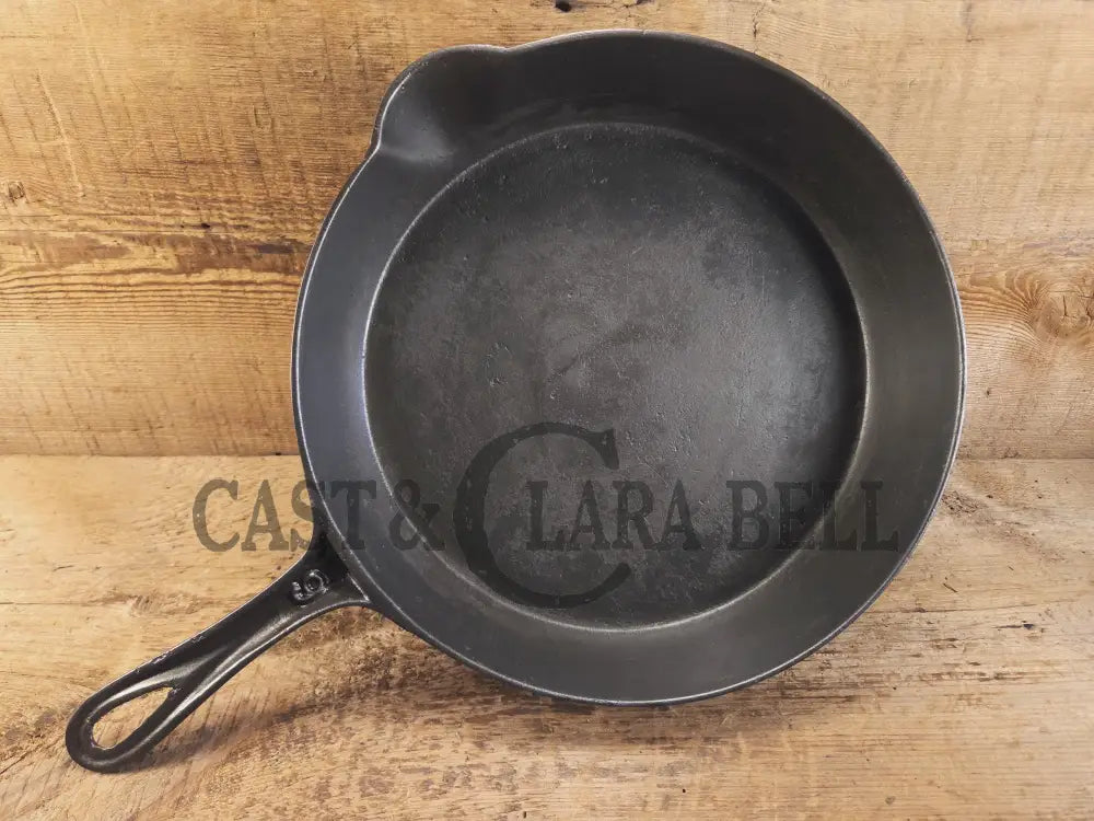 Late 1800’s HTF Marietta 9 inch Skillet with Gatemark & Marietta PA markings. Restored and Ready to Use! Skillet