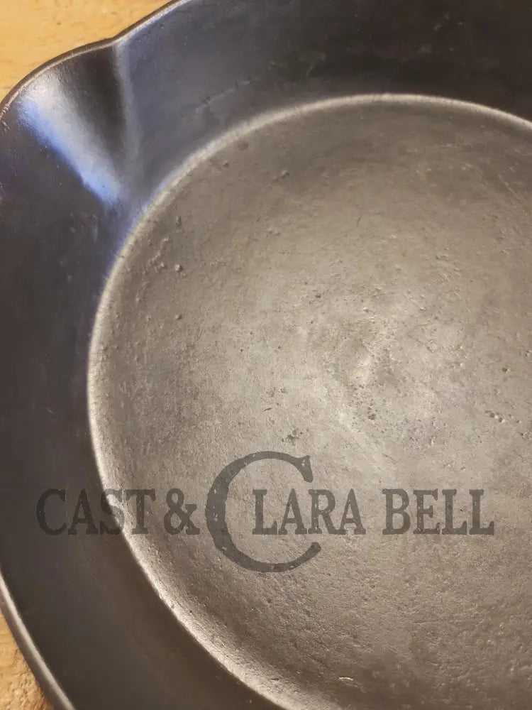 Late 1800’s HTF Marietta 9 inch Skillet with Gatemark & Marietta PA markings. Restored and Ready to Use! Skillet