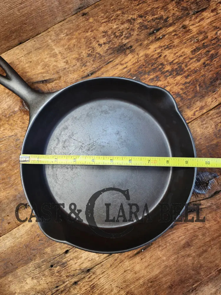 Late 1800’S Sidney (Pre-Wagner) Holloware #7 Cast Iron Skillet. Pitting But Otherwise Gorgeous!