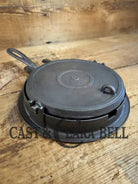 Late 1800’s Unmarked BEAUTIFUL #8 Antique Waffle iron. Awesome raised 8 on both paddles and handles. VERY cool! Waffle