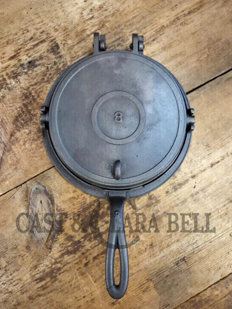 Late 1800’s Unmarked BEAUTIFUL #8 Antique Waffle iron. Awesome raised 8 on both paddles and handles. VERY cool! Waffle