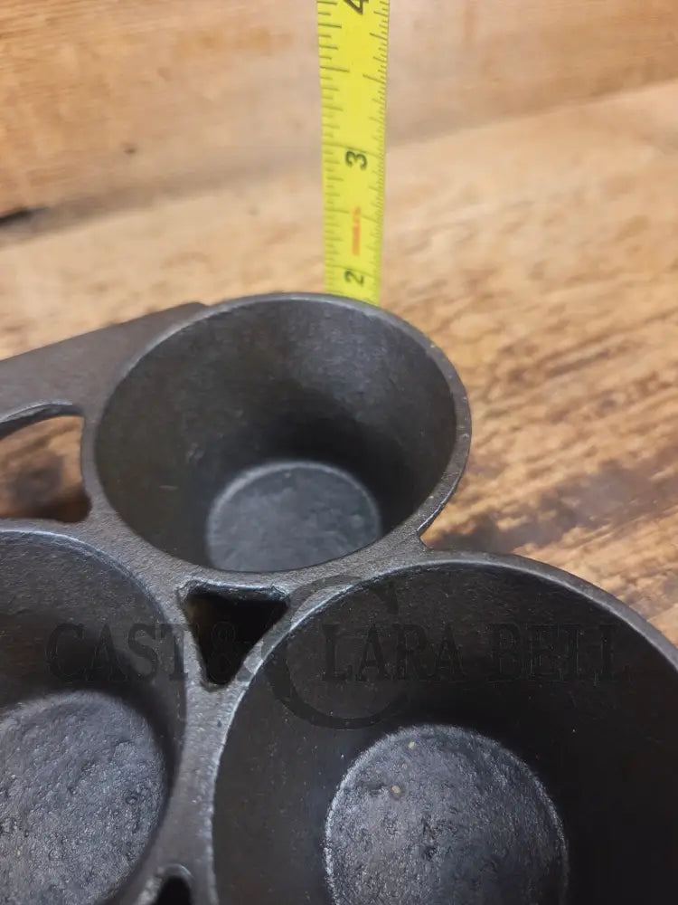 Late 1890’s Erie #10 Popover Pan 11 cup. 948. Variation #4. Beautifully restored and ready to make muffins popovers and