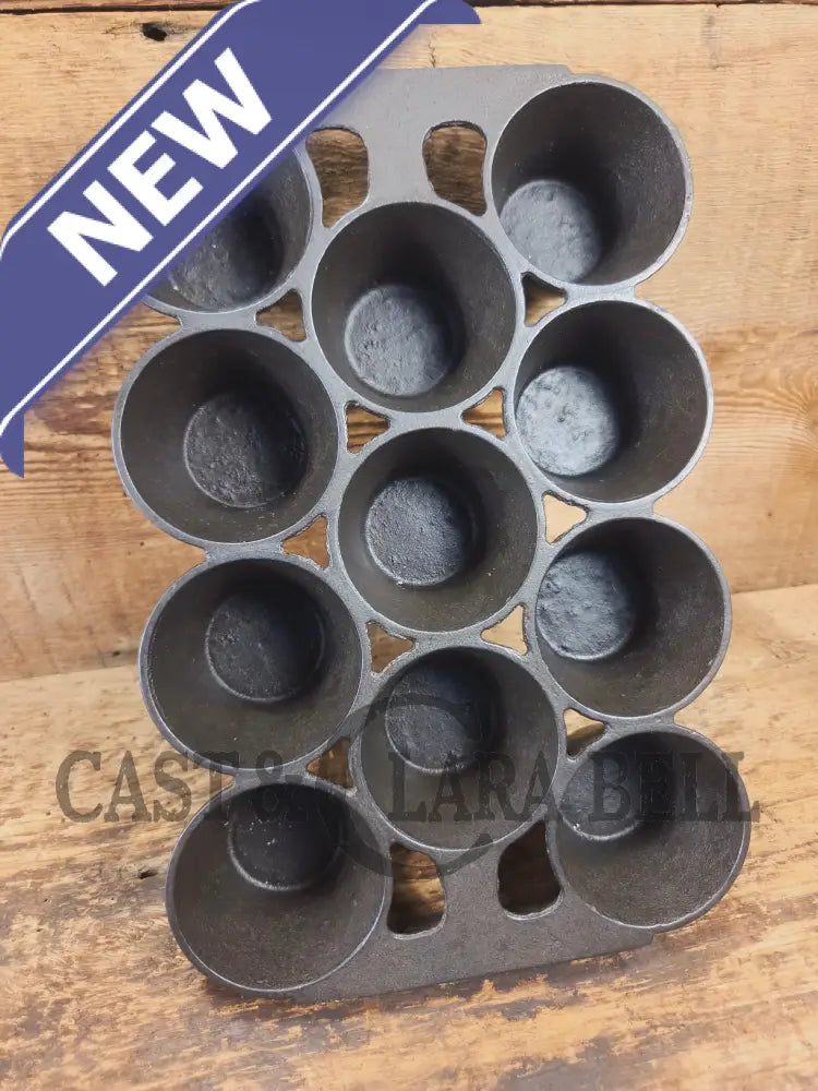 Late 1890’s Erie #10 Popover Pan 11 cup. 948. Variation #4. Beautifully restored and ready to make muffins popovers and