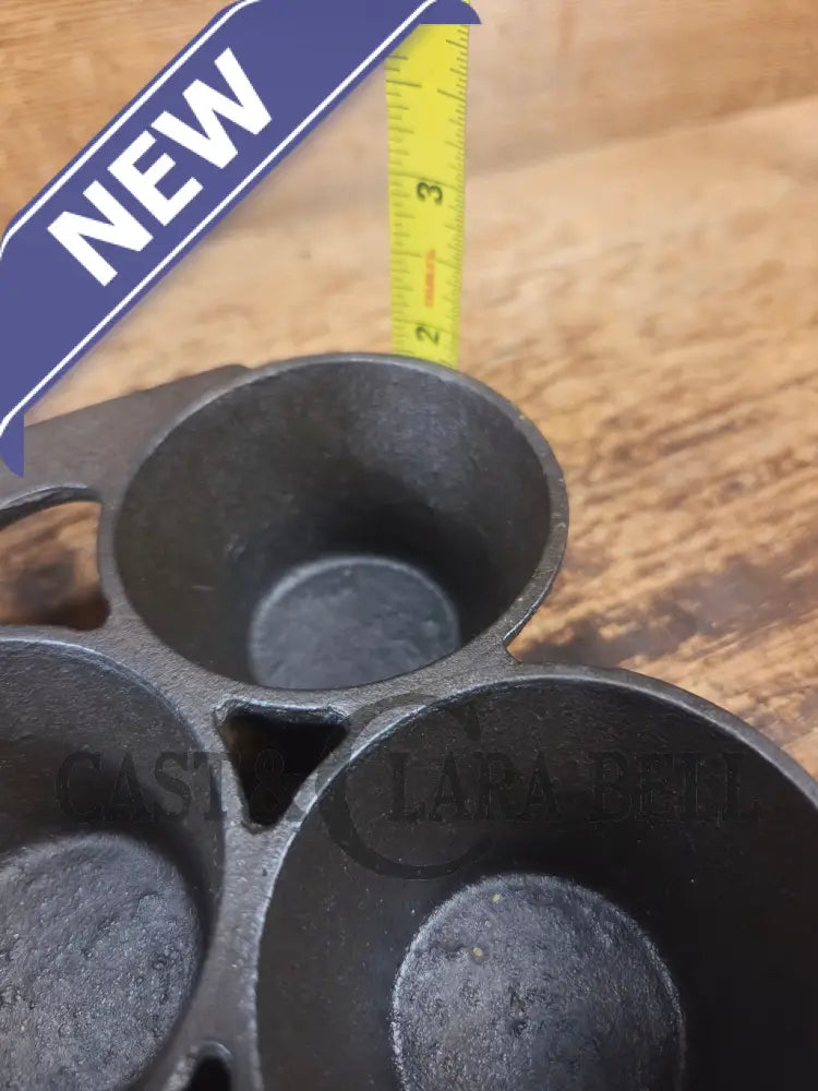 Late 1890’s Erie #10 Popover Pan 11 cup. 948. Variation #4. Beautifully restored and ready to make muffins popovers and