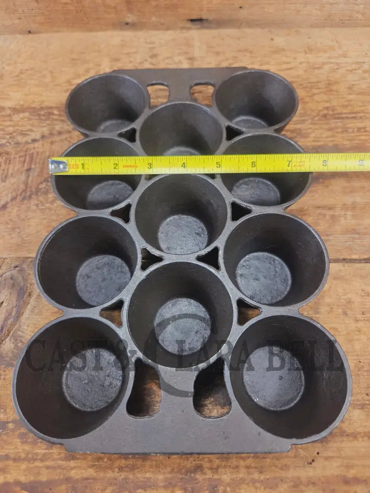 Late 1890’s Erie #10 Popover Pan 11 cup. 948. Variation #4. Beautifully restored and ready to make muffins popovers and