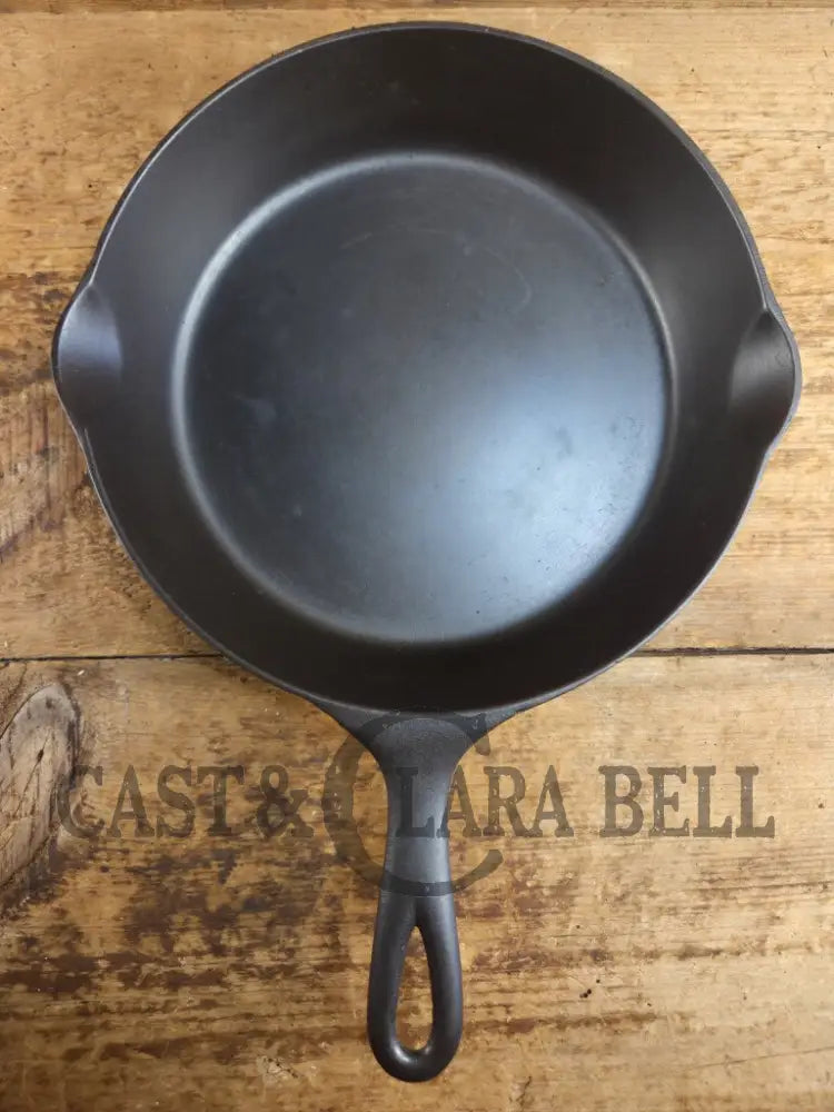 Late 1890’s Griswold’s ERIE #7 second series skillet. Beautiful and lightweight Skillet