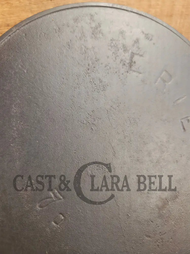 Late 1890’s Griswold’s ERIE #7 second series skillet. D maker’s mark. Beautiful and lightweight Skillet