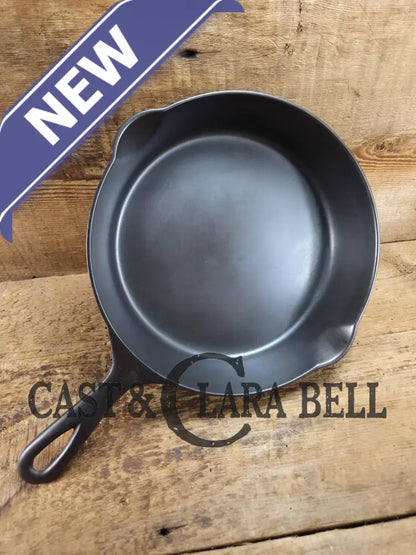 Late 1890’s Griswold’s ERIE #7 third series skillet 701. Beautiful and lightweight Skillet