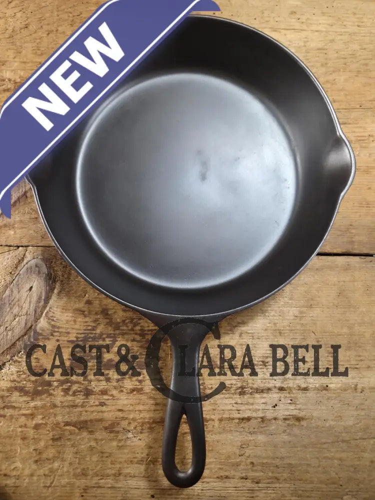 Late 1890’s Griswold’s ERIE #7 third series skillet 701. Beautiful and lightweight Skillet