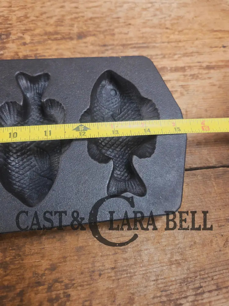 Lodge Perch Pan 5PP2. Awesome cornbread! Bakeware