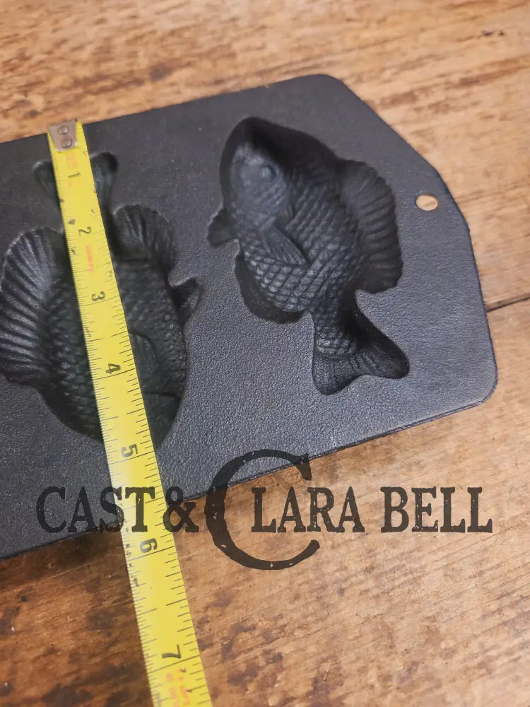 Lodge Perch Pan 5PP2. Awesome cornbread! Bakeware