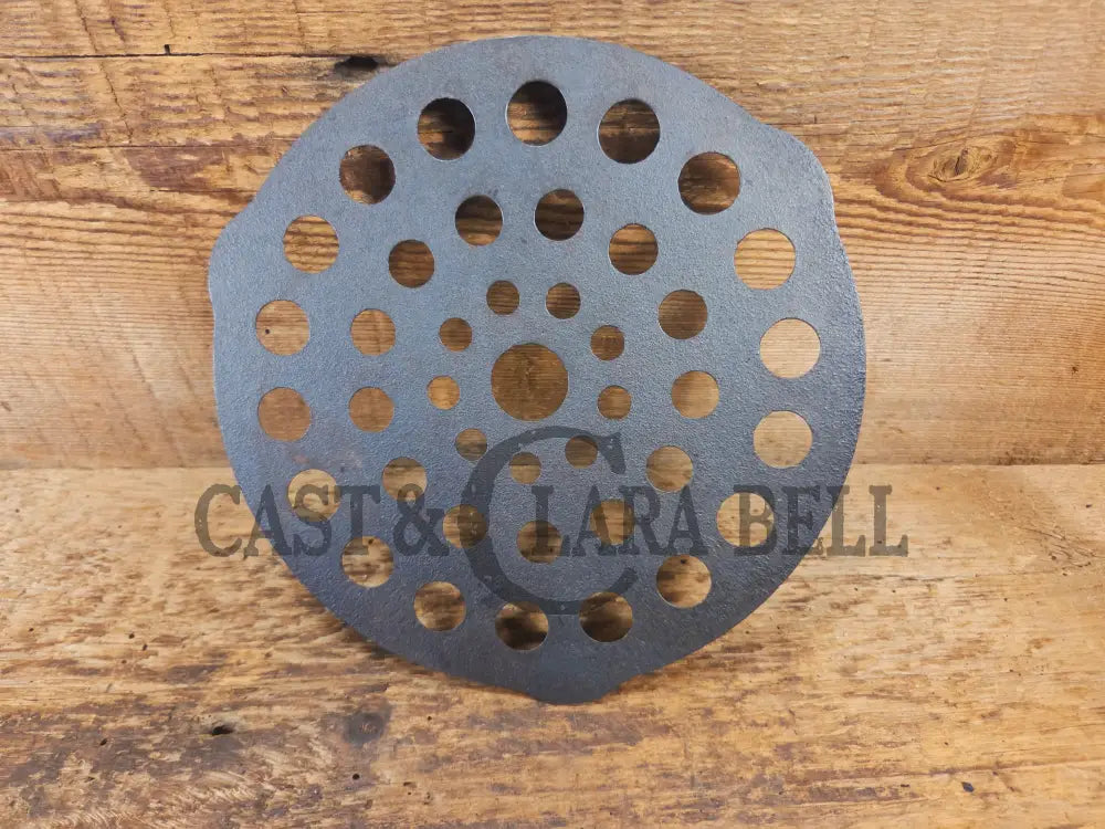 Lodge Trivet for Dutch Oven’s sized 8 Perfect for your Lodge Dutch Oven - Dutch Ovens Trivets & Kettles