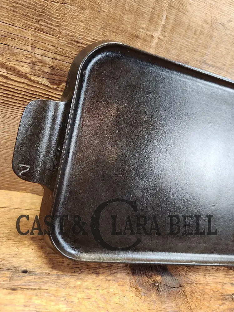 Love It. Great Gift! 1920’S Large Block Logo Griswold #7 Cast Iron Long Griddle 744