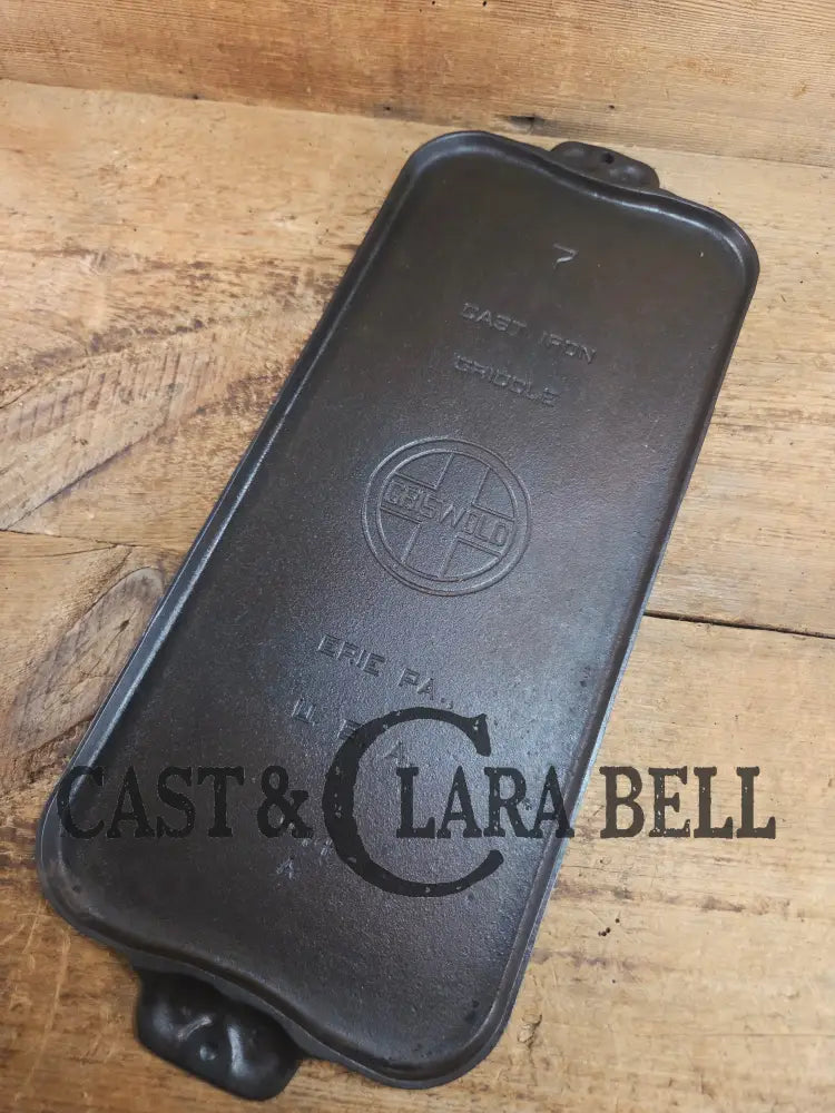 LOVE it. Great gift! 1920’s Large Block Logo Griswold #7 Cast Iron Long Griddle 744 Griddle