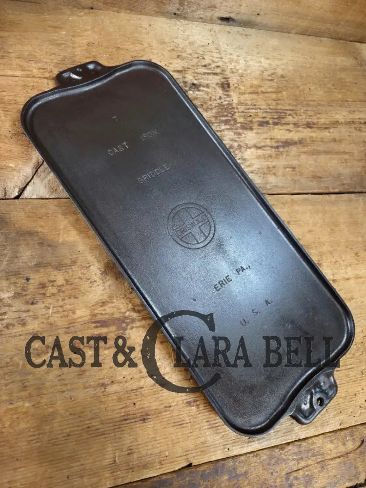LOVE it. Great gift! 1930’s Small Block Logo Griswold #7 Cast Iron Long Griddle 907 Griddle