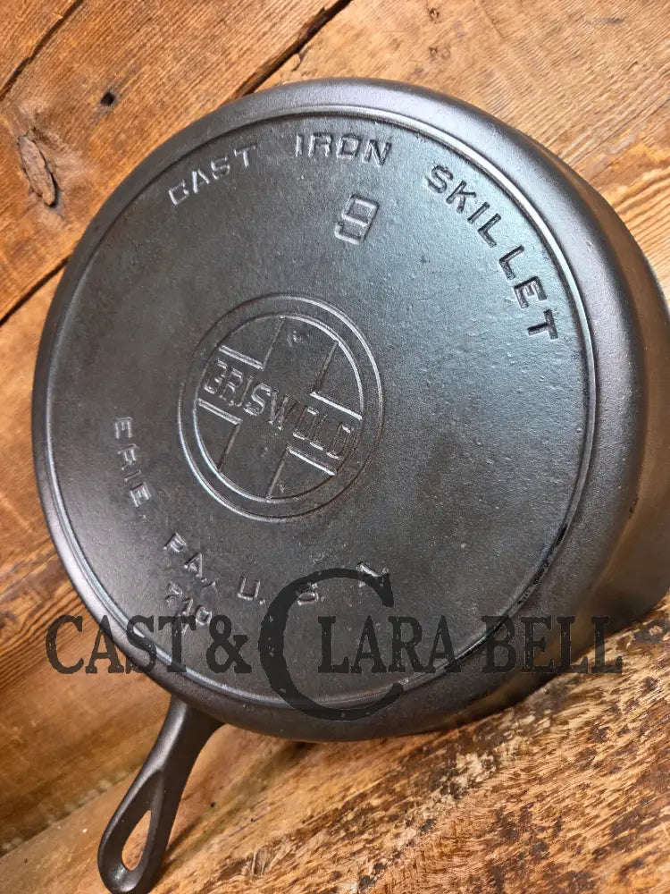 Lovely 1920’s Griswold #9 Skillet with Heat Ring and Large Block Logo 710 N. One of the most popular Griswold lines