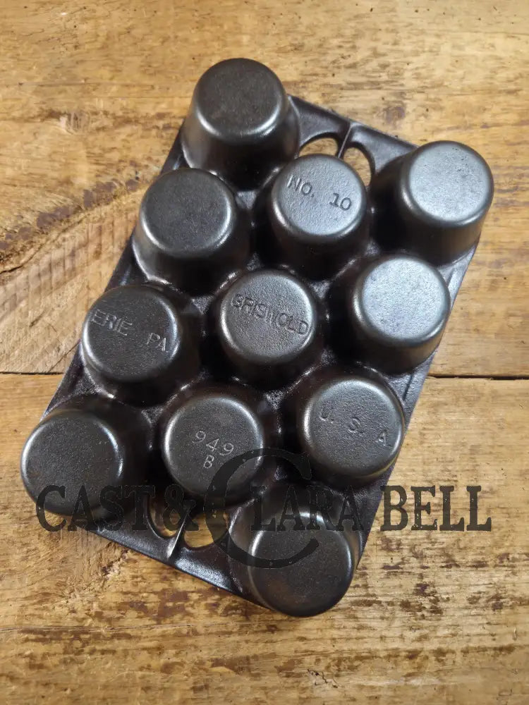 Lovely Griswold No. 10 Popover Pan 949 B. Fully Restored and ready to make the best brownies muffins or cornbread!