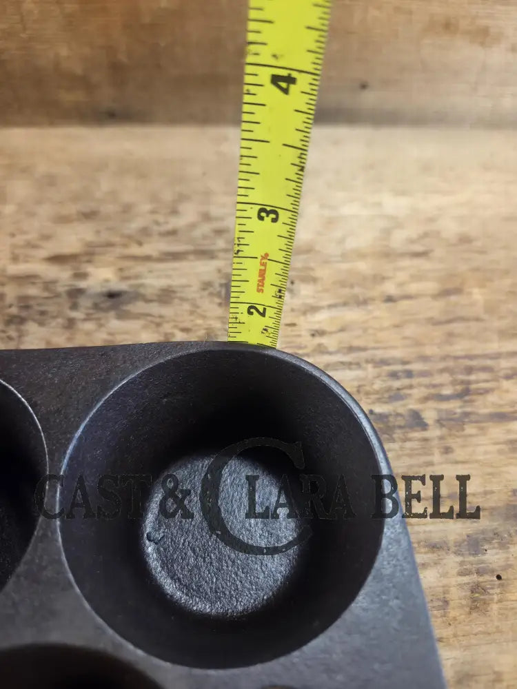 Lovely Griswold No. 10 Popover Pan 949 B. Fully Restored and ready to make the best brownies muffins or cornbread!